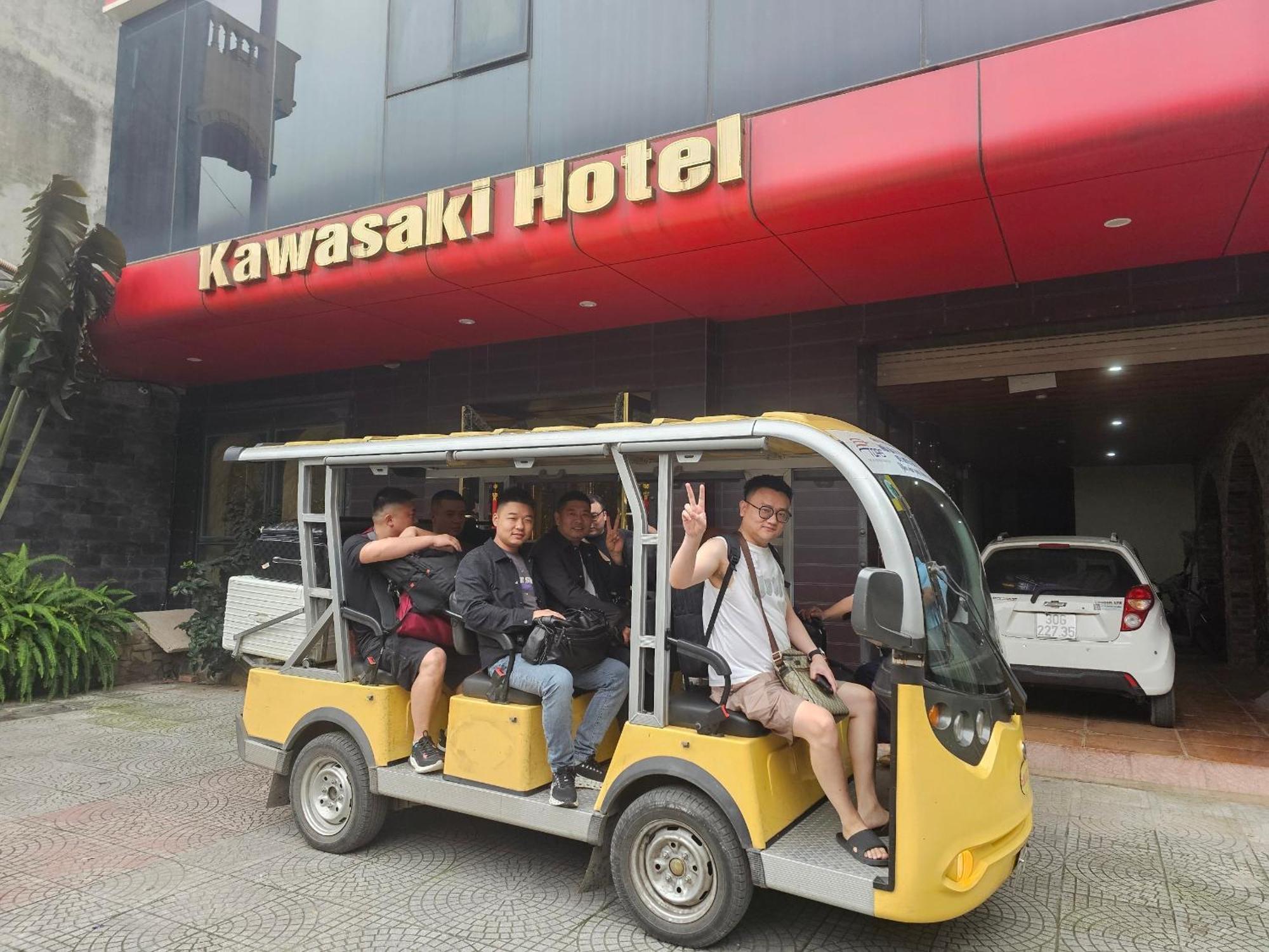 Kawasaki Noi Bai Airport Hotel Exterior foto